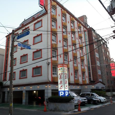Alps Motel Пусан Екстер'єр фото